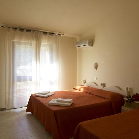 Agriturismo Sa Rocca Iglesias Cameră foto