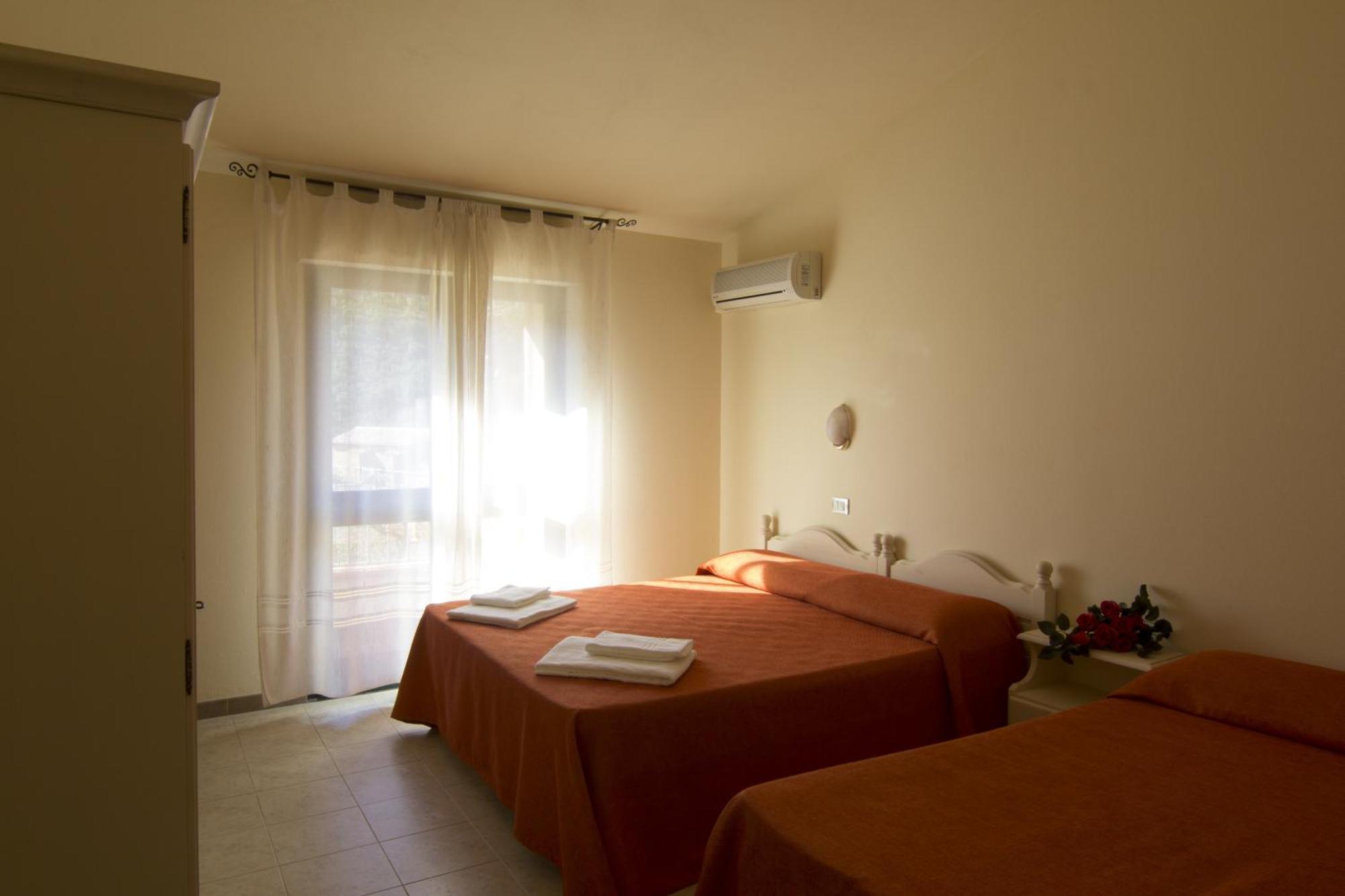 Agriturismo Sa Rocca Iglesias Cameră foto